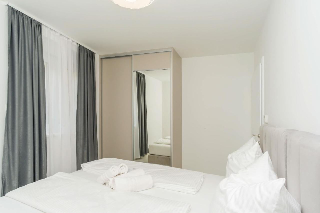 Apartmani Simi - The Sun Crikvenica Exterior foto