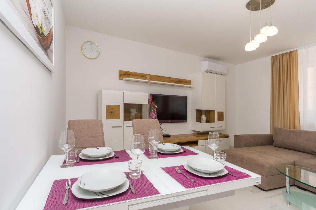 Apartmani Simi - The Sun Crikvenica Exterior foto