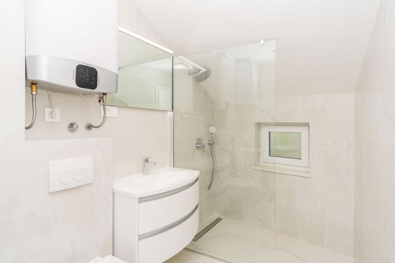Apartmani Simi - The Sun Crikvenica Exterior foto